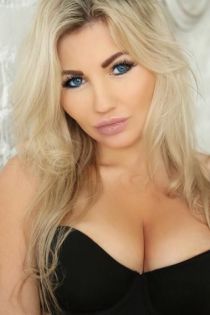 Russian escort Appalina