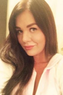 Bella 200 GBP per hour