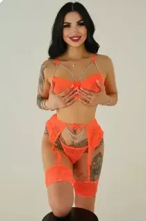 Anelia escort available in London