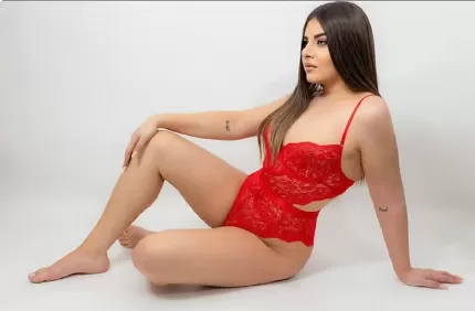 British escort Larissa