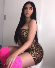 Curvy  Christabel D bust size Natural