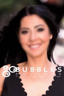 Julia escort available in London