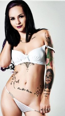 Julia 22 years old girl