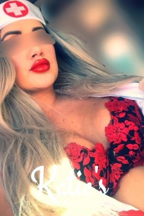 Escort Krystal with blonde hair