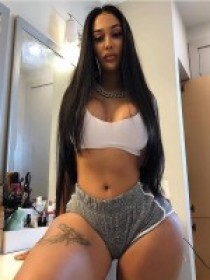 REINE C bust size Natural