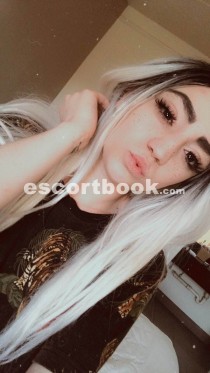 London escort available in Dallas