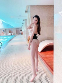Escort dammanlim with brown hair