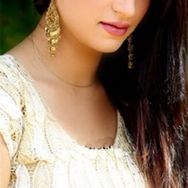 Escort PRIYANSHI GHOSHAL AFFECTIONED HOUSEWIFE with black hair