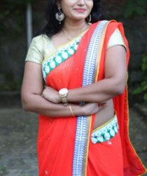 Escort SHILPA NAIR with brunette hair