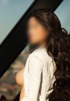 Olivia, open minded escort in London
