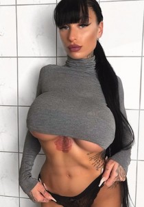 WILHELMINA F bust size 