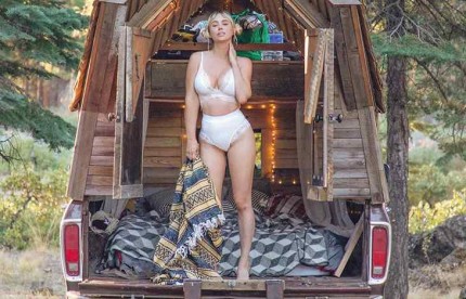 Russian escort SVETLNA