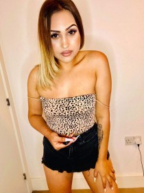 Bea very naughty girl