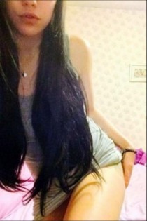 Mia extremely naughty girl