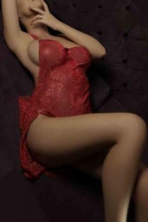 Sabrina escort available in Slough