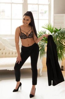Francesca D bust size Natural