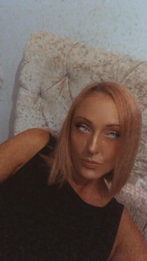 Megan 38 years old girl