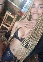 Yorbis oozes sex-appeal in Colombia