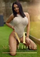 busty Diva escort