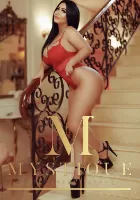 European busty escort Raysa