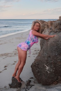 Australian escort Cayla Cream 