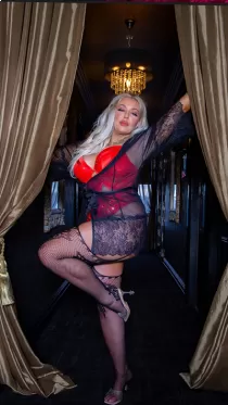 Valentina Ross F bust size Natural