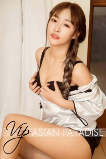 Angie 22 years old girl