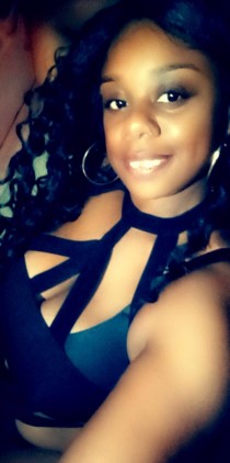 Cinnamon escort available in TACOMA