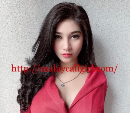 Aliyah 21 years old girl