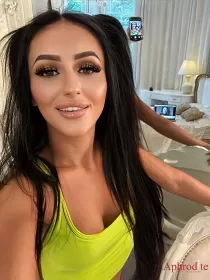 European escort Lurana