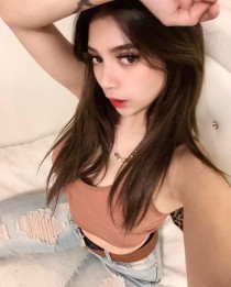 Escort Dahlia with black hair
