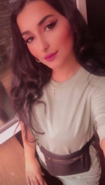 malak escort available in Istanbul