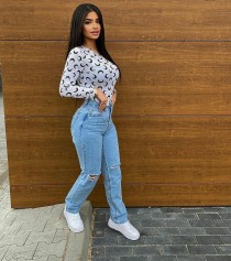 mirrar B bust size Natural