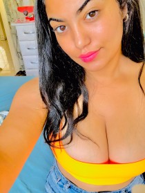 maya escort available in Istanbul