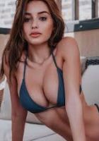 independent Ella escort