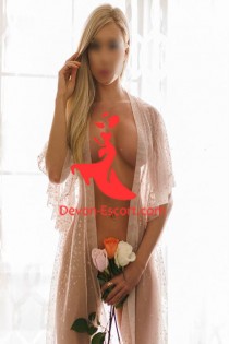 Alisa B bust size Natural