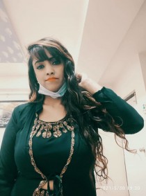 Cute Sarika escort available in Surat
