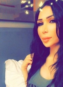 raziya D bust size Natural