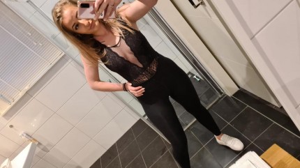 Jessica escort available in Rotterdam