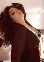 elnara make any moment pleasurable in Istanbul