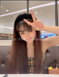 Jenny 22 years old girl