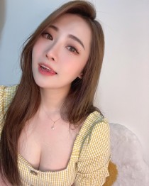 Singaporean escort Rose