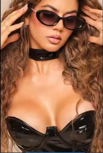 Andresa escort available in Doha