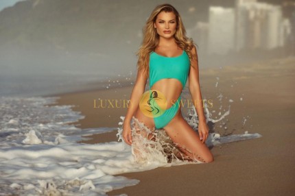 Thaiz escort available in Dubai