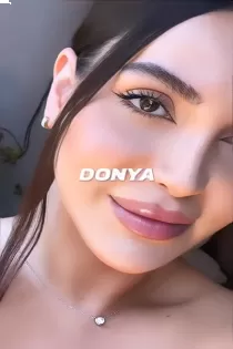 Donya escort available in Doha