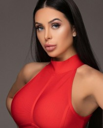 Bianca C bust size Natural