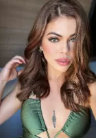 Ondina brunette escort London
