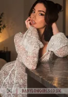 Russian new escort Elsie