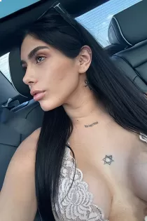 Saphira 300 GBP per hour