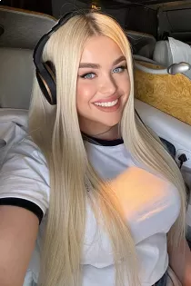 Amaris extremely naughty girl